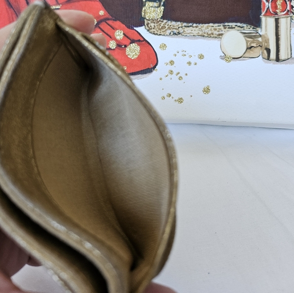 RARE EUC Chanel Suede Camelia Embossed Card Holder - Picture 9 of 13